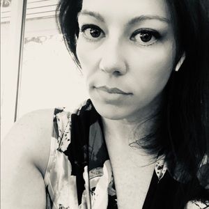 Meet your Posher, Becky